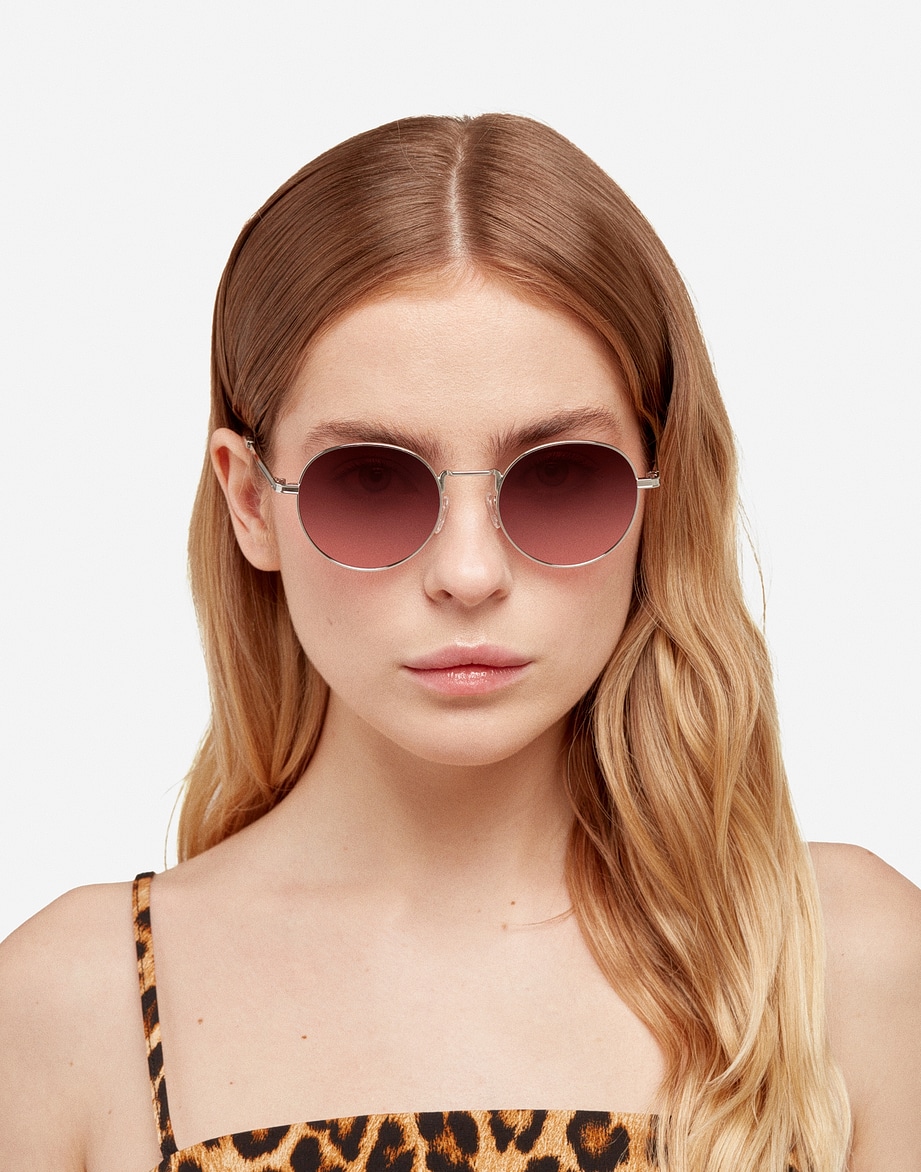 occhiali da sole di tendenza